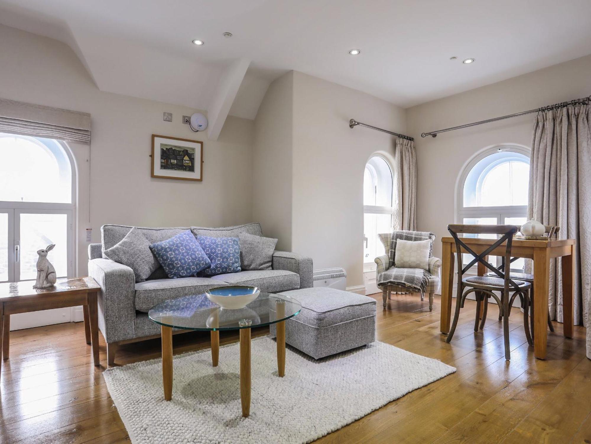 Harlech Apartments - Matholwch Экстерьер фото