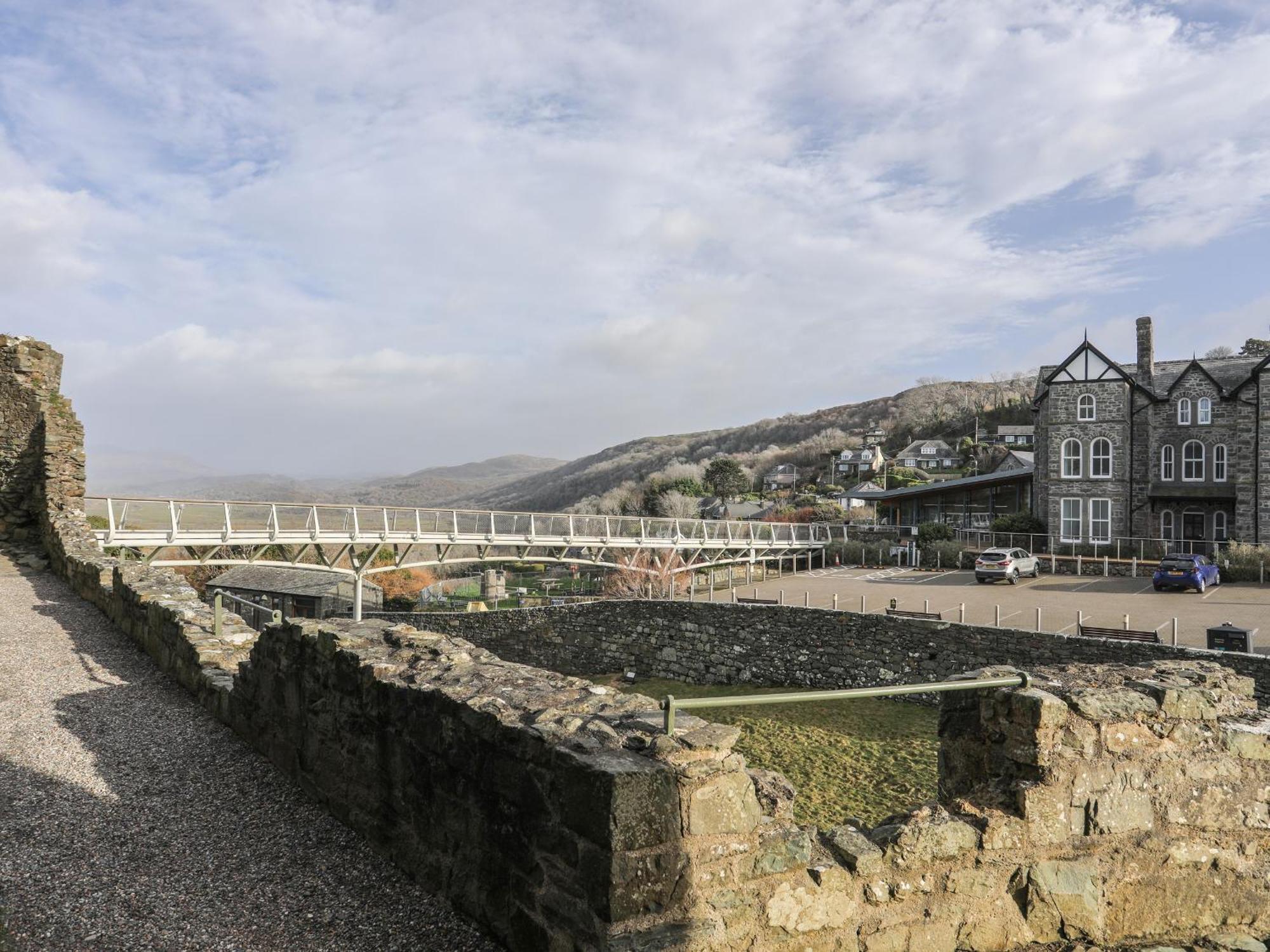 Harlech Apartments - Matholwch Экстерьер фото
